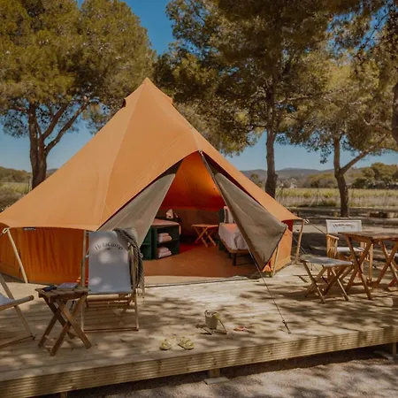 Holacamp Palamos Costa Brava Campo de lujo Vall-Llobrega